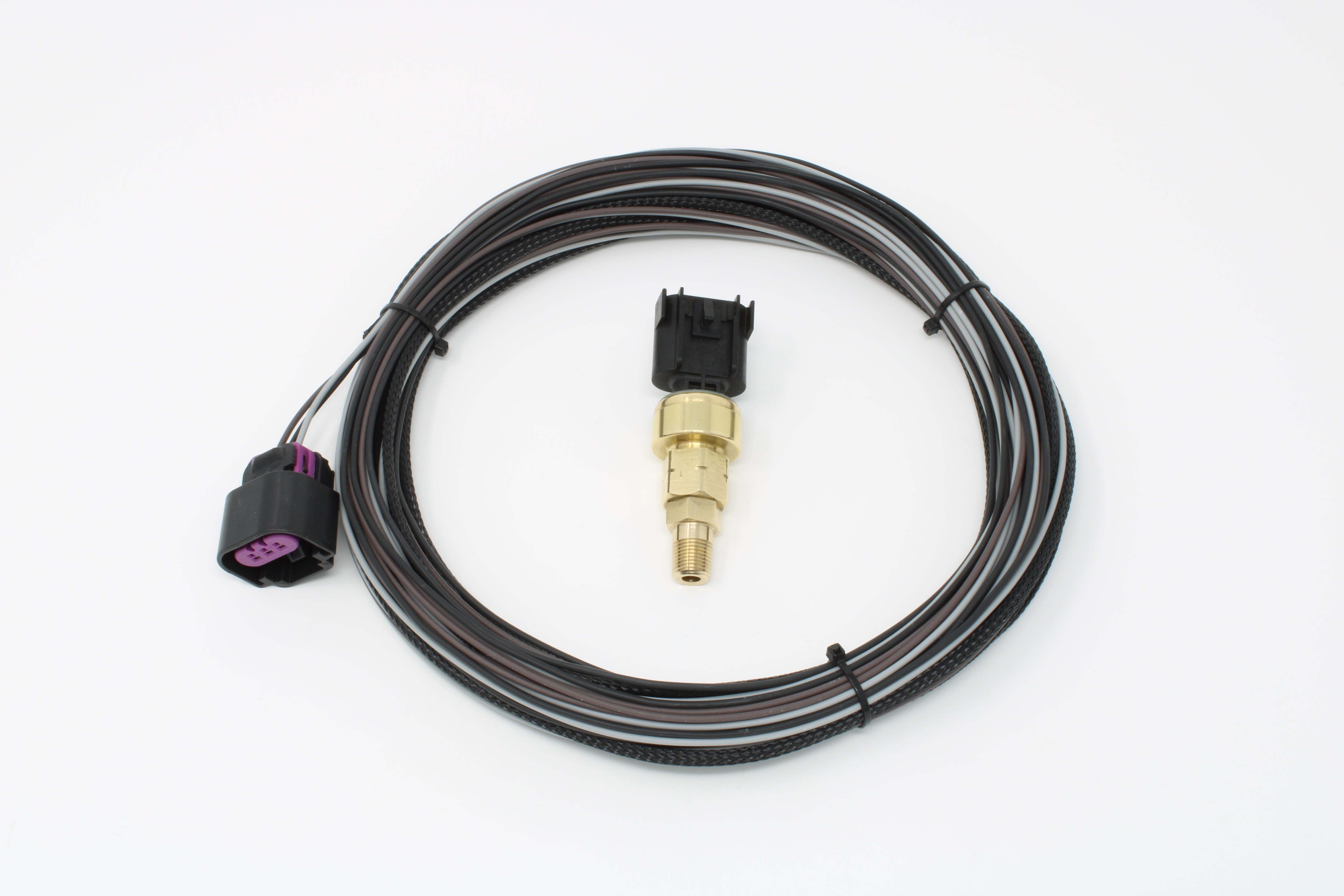AEROMOTIVE — AEROMOTIVE Sensor Fuel Pressure 100psi w/1/8-MNPT Adp