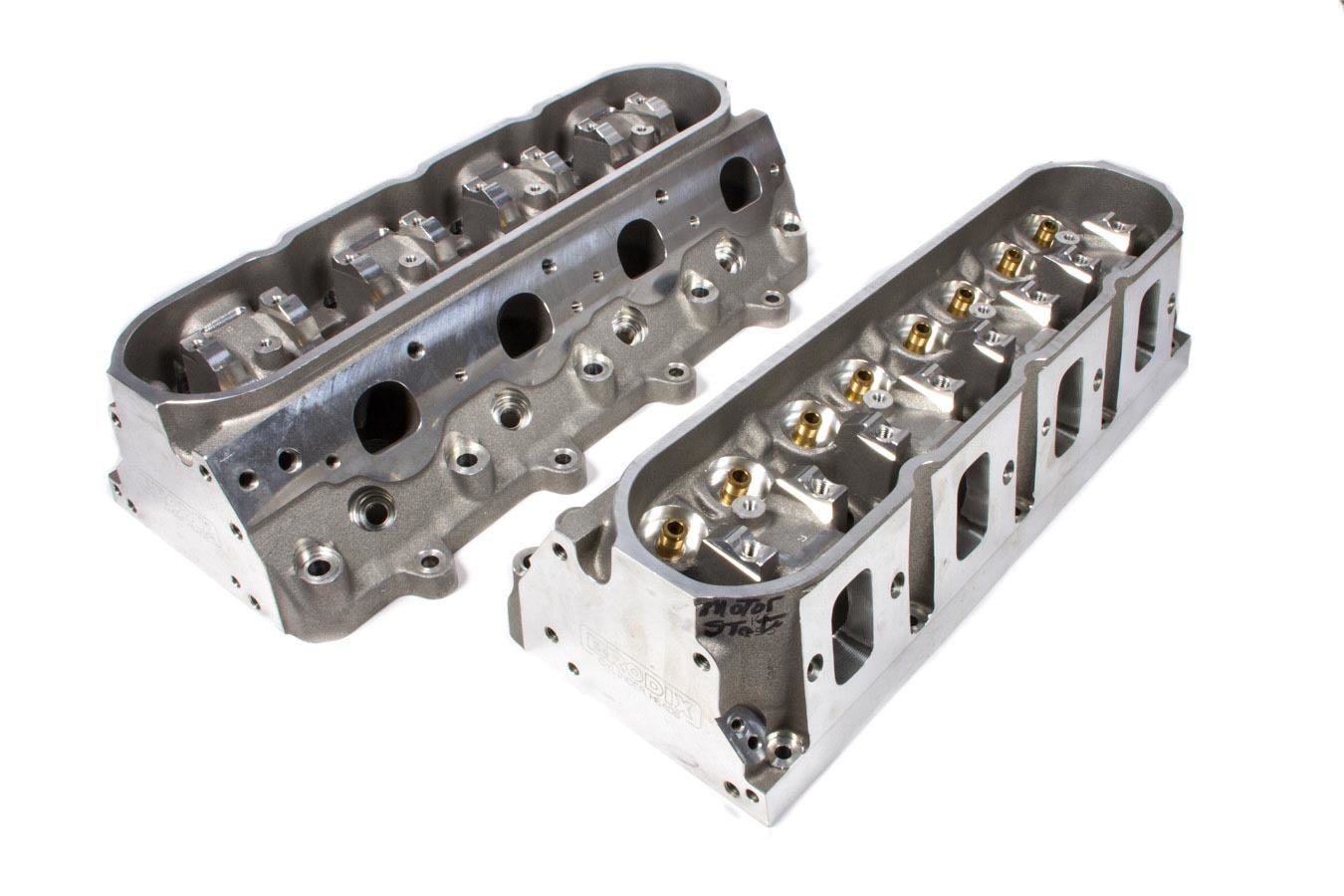 Brodix 1170000 Cylinder Head, BR 7, Bare, 2.204 / 1.614 in Valves, 262 cc Intake, 71 cc Chamber, Aluminum, GM LS-Series, Pair