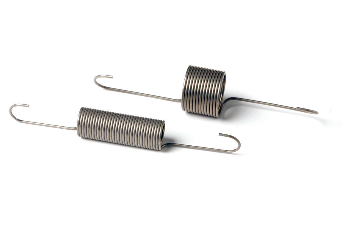 Moroso 64917 Throttle Return Spring, Two 21/2 in Length and
